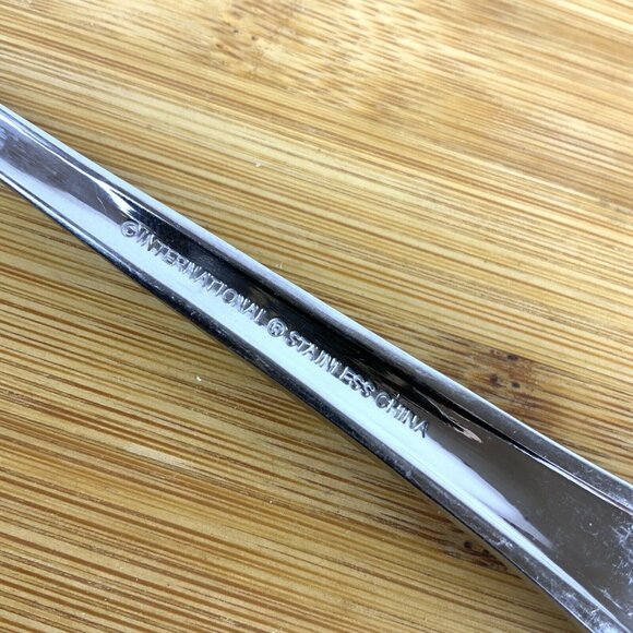 Capri Frost International Silver 18/10 Stainless Steel 4 Oval Soup Spoons - Picture 4 of 4